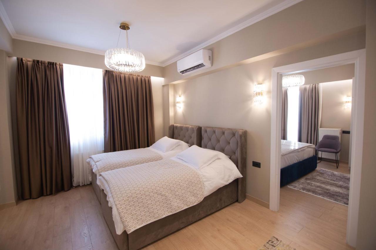 Sky View Hotel Korce Extérieur photo
