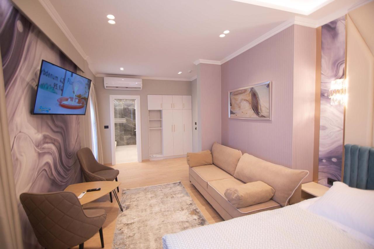 Sky View Hotel Korce Extérieur photo