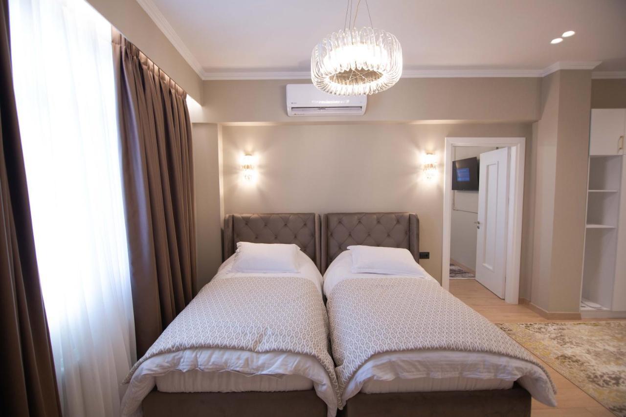 Sky View Hotel Korce Extérieur photo
