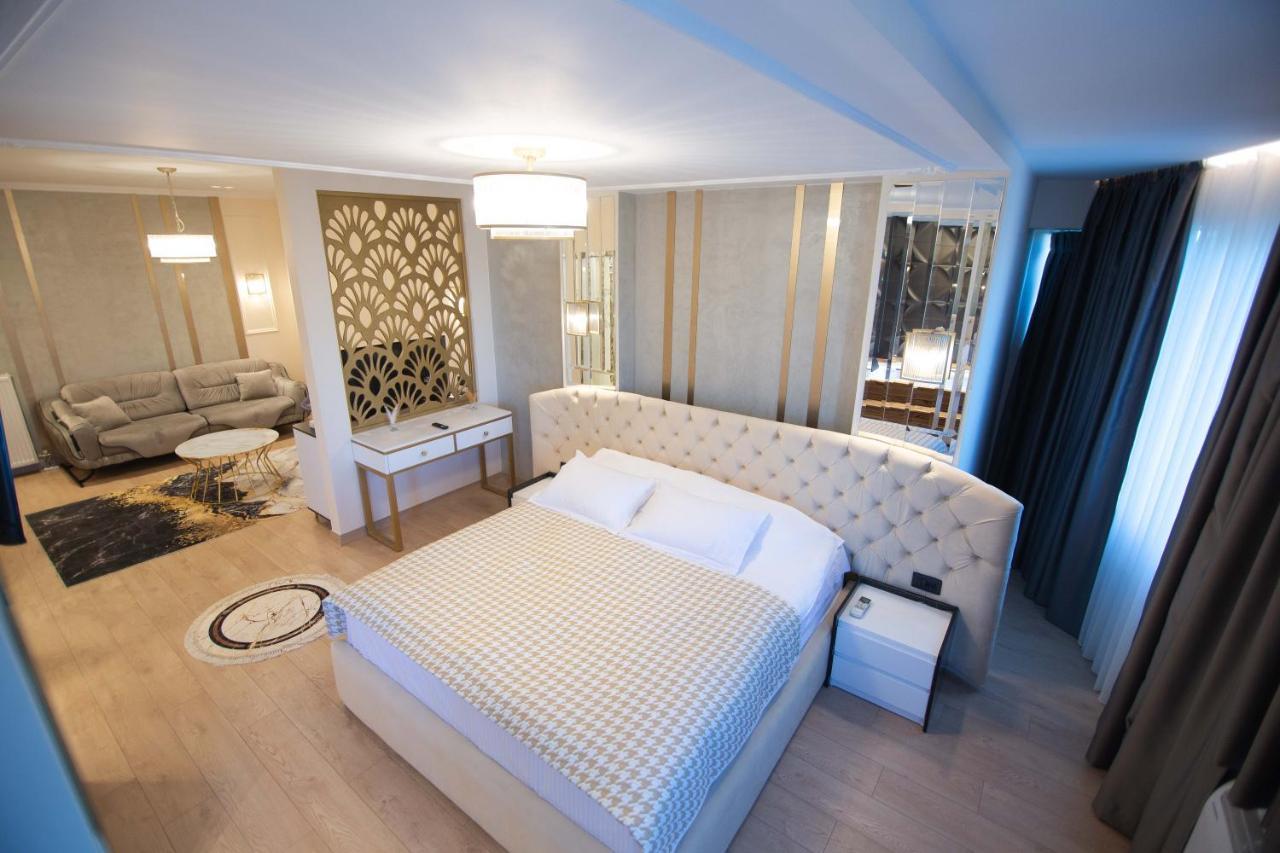 Sky View Hotel Korce Extérieur photo