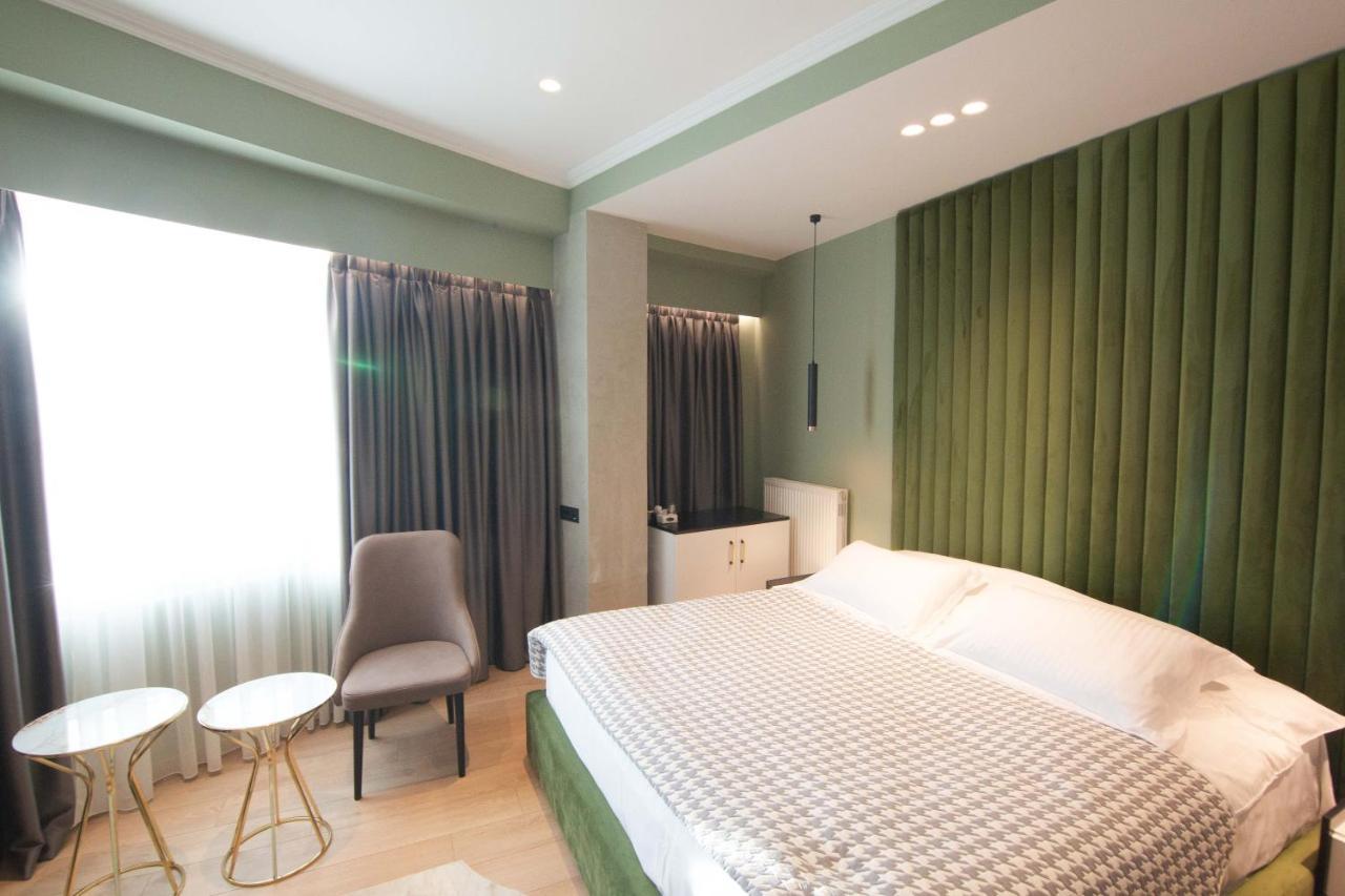 Sky View Hotel Korce Extérieur photo