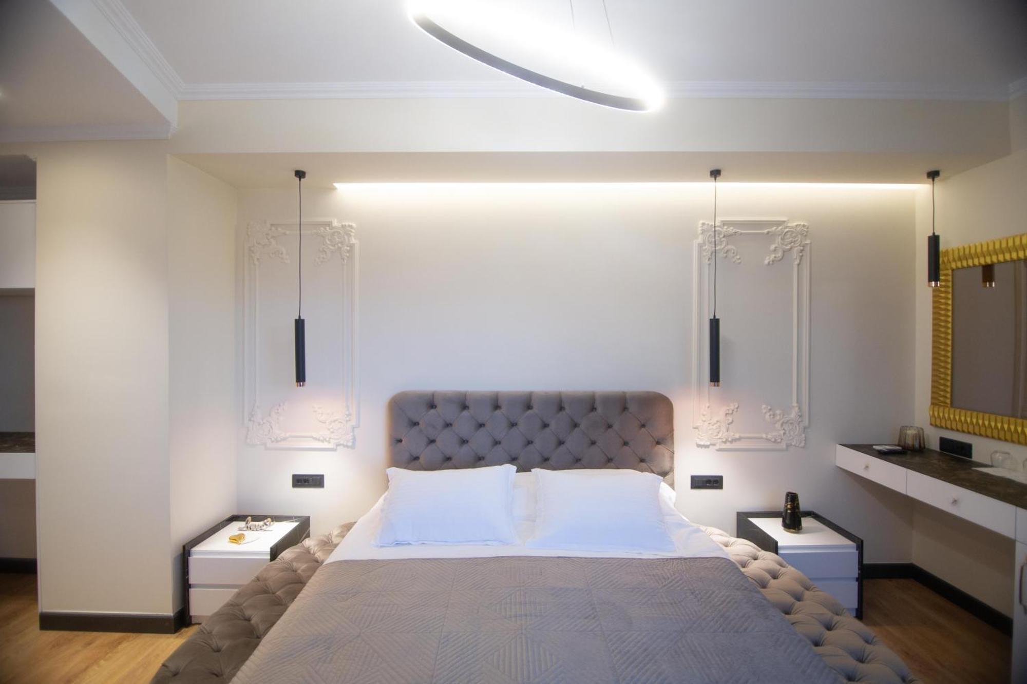 Sky View Hotel Korce Chambre photo